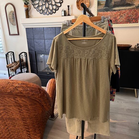 Talbots Top Womens Size 1X Sage Green Eyelet Trim Tee Floral Plus Size Cotton - Picture 15 of 15
